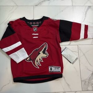 Toddler NHL Coyote Jersey NWT 2T-4T